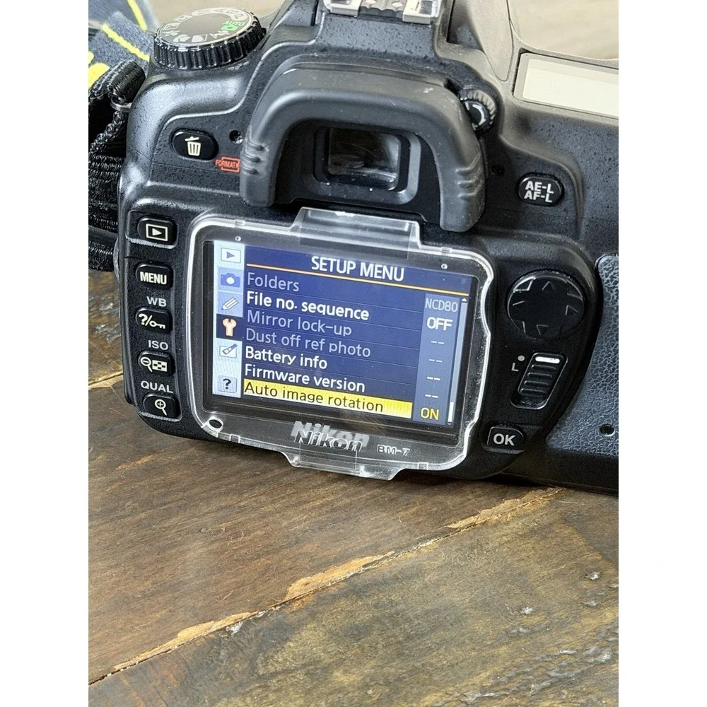 Nikon D80 10.2MP DSLR Digital Camera Body ERR + 3 Batteries With Charger + Bag
